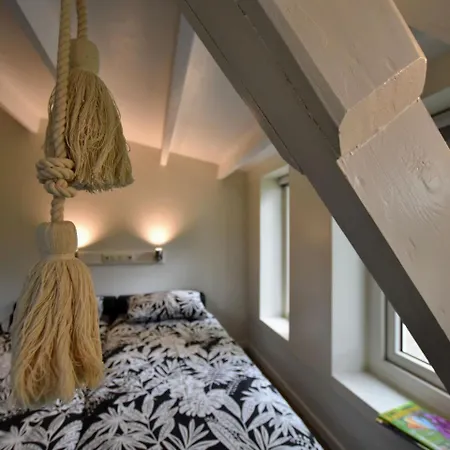 Modern In With River Nearby Apartamento Aerdt