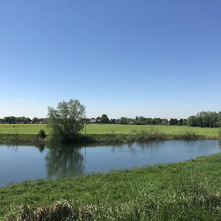 Apartamento Modern In With River Nearby Aerdt